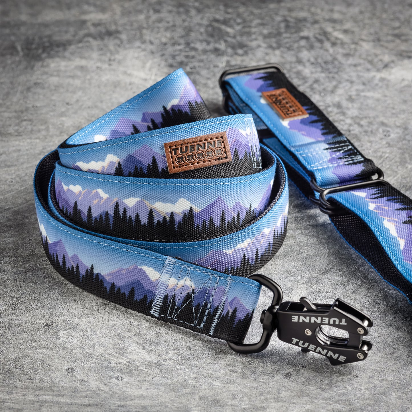 frog clip dog leash martingale collar mountain design