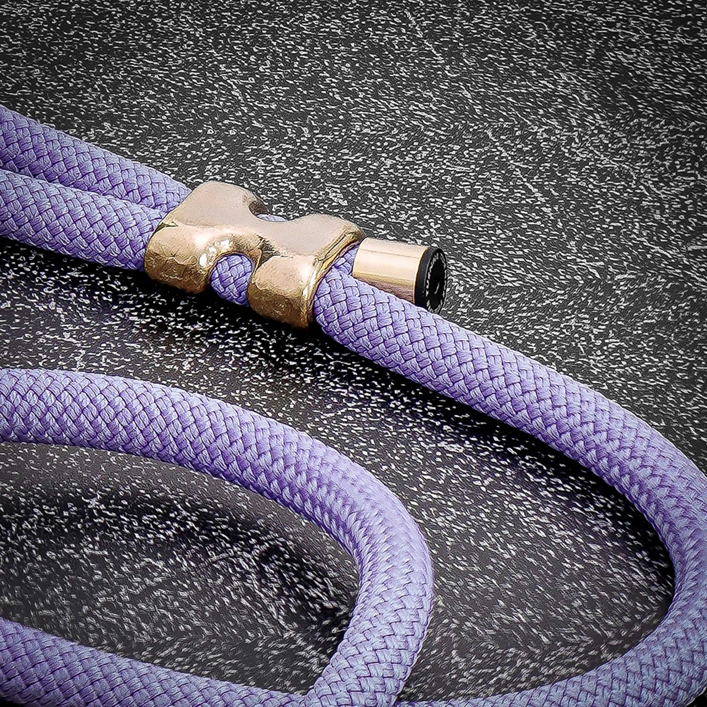 Atelier Customizable CrossBody Handsfree Sling Rope Dog Leash | Auto-Locking | Tuenne