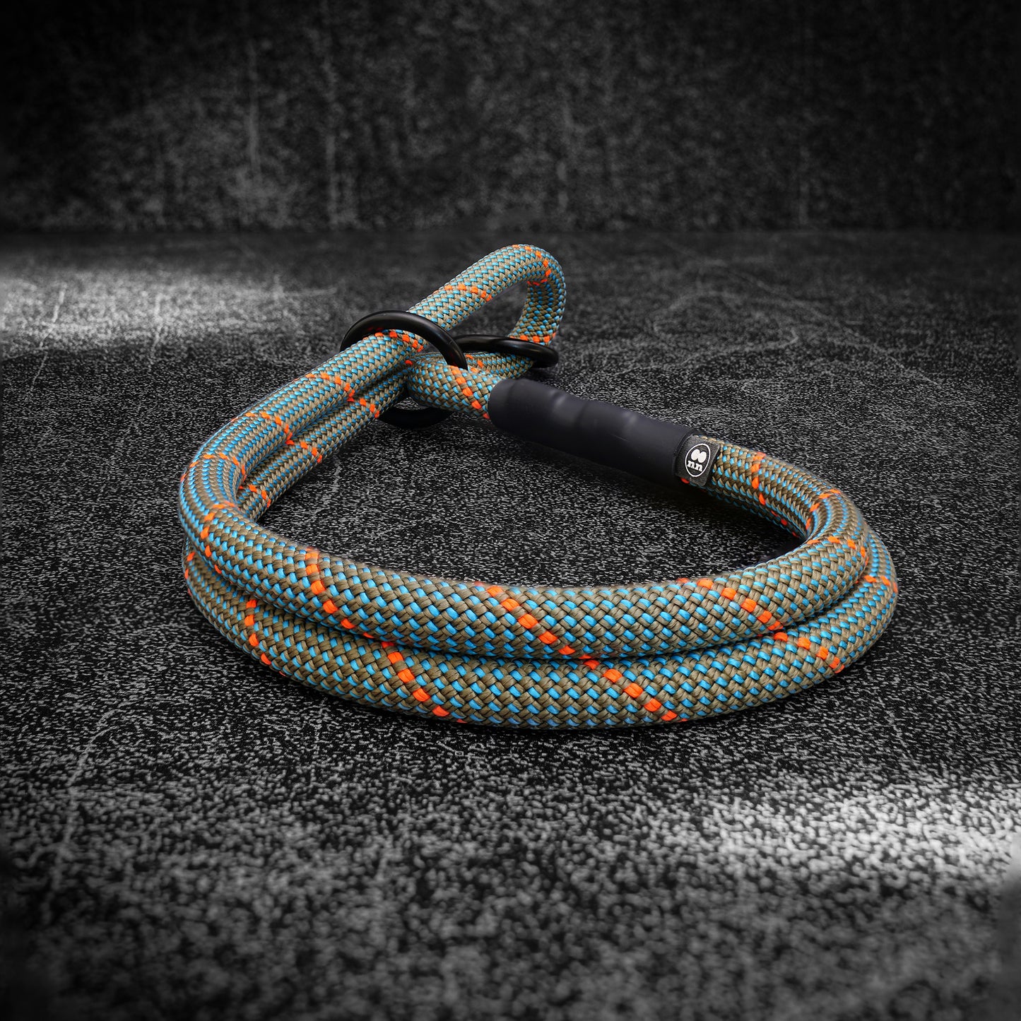 Adjustable slip dog collar made from climbing rope  Norte by Tuenne