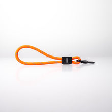 SEND-IT Mini Traffic Dog Leash by Tuenne auto-locking carabiner black orange