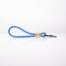 SEND-IT Mini Traffic Dog Leash by Tuenne blue gold