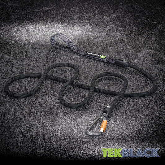 Tuenne TekBlack rope dog leash with auto-locking carabiner