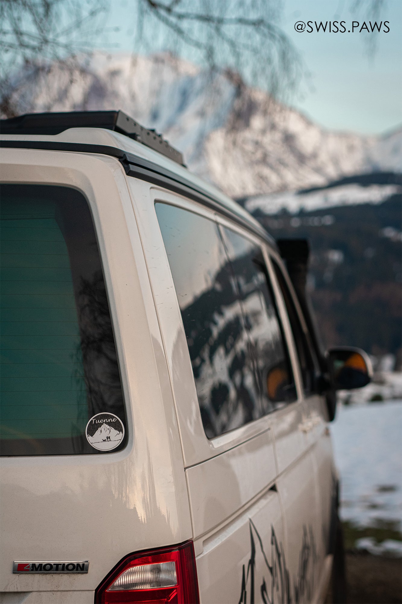 Tuenne Sticker