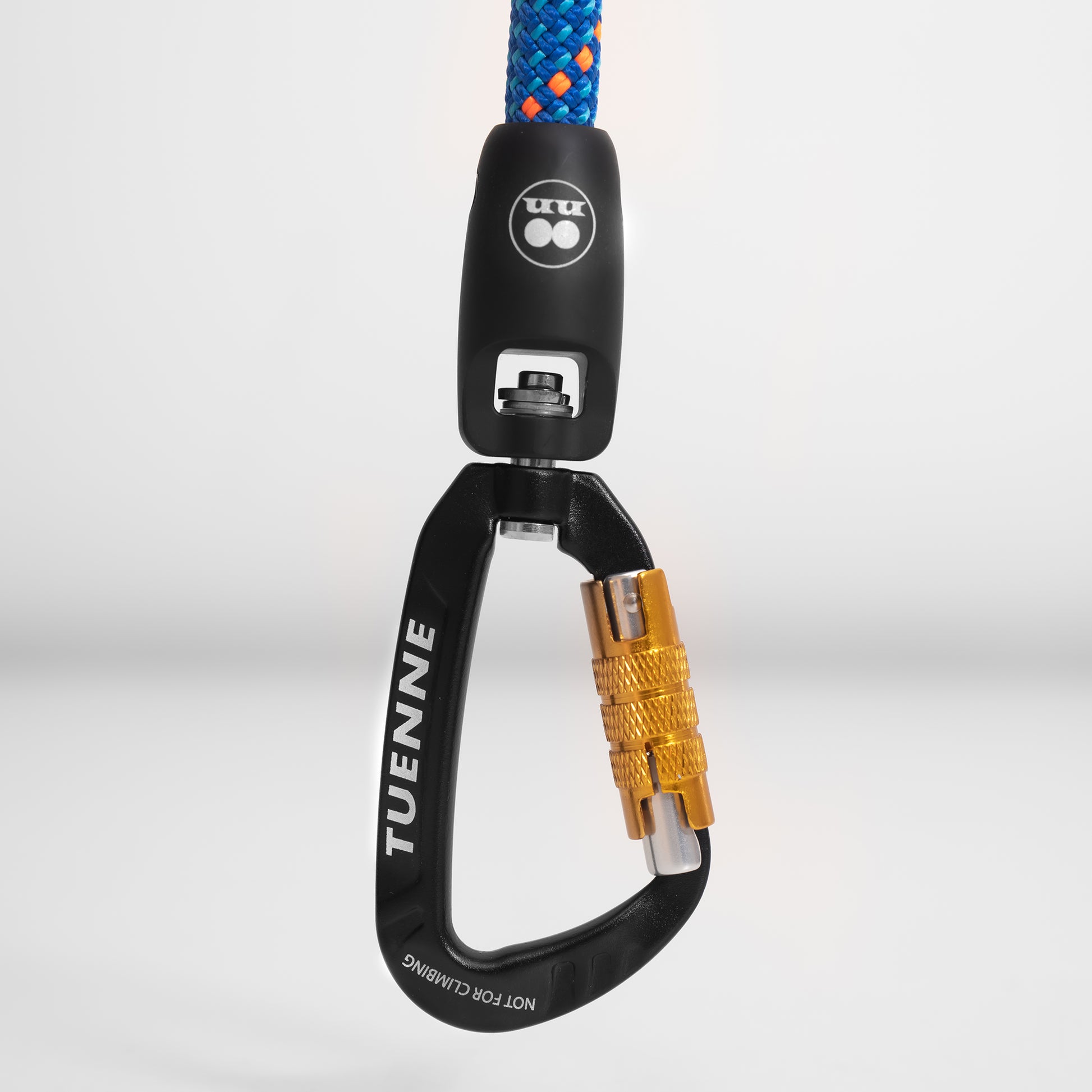 Tangle-free carabiner on Boulder Hybrid leash