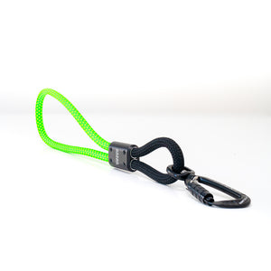 SEND-IT Mini Traffic Dog Leash by Tuenne swivel auto locking carabiner